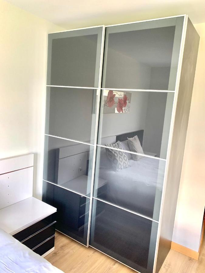 Casa Ferreiros. Parking Y Wifi Incluidos! Apartamento Gijón